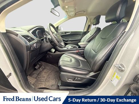 Used 2018 Ford Edge Titanium AWD/4WD image 28