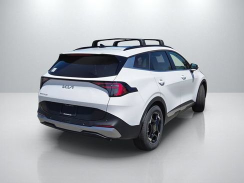New 2026 Kia Sportage EX FWD image 4