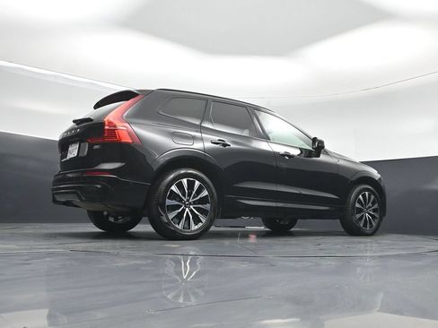 Used 2025 Volvo XC60 B5 Plus AWD/4WD image 48