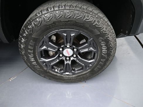 Used 2023 GMC Canyon Elevation w/ Convenience Package image 27