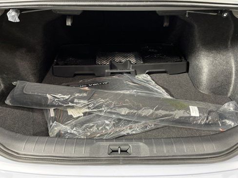 Used 2025 Nissan Altima 2.5 SR FWD image 43
