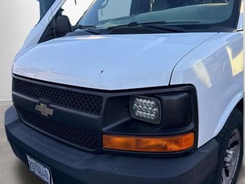 Used 2014 Chevrolet Express 1500 image 2