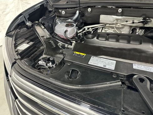 Used 2025 Volkswagen Atlas SE image 71