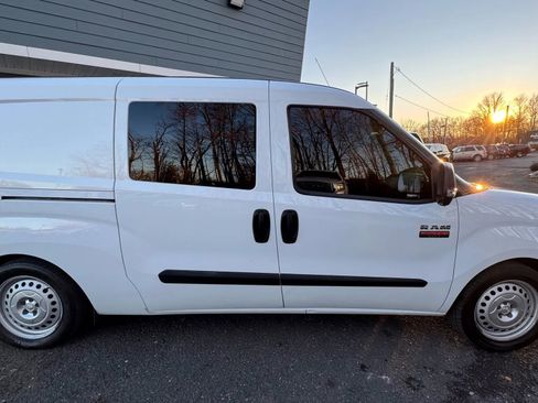 Used 2017 RAM ProMaster City Tradesman image 7