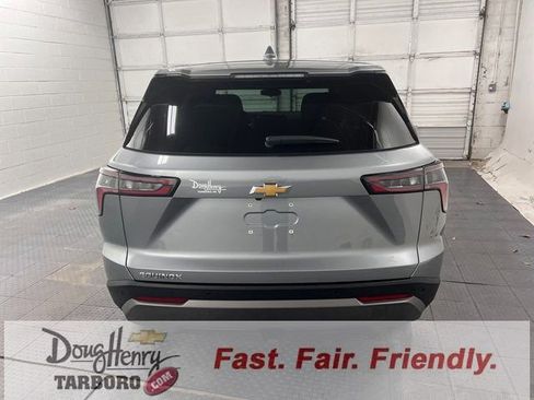 Used 2025 Chevrolet Equinox LT image 7