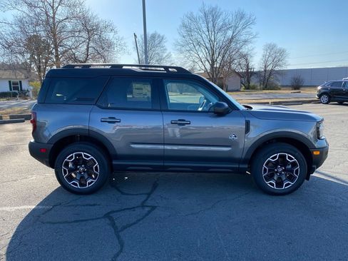 New 2025 Ford Bronco Sport Outer Banks AWD/4WD image 9