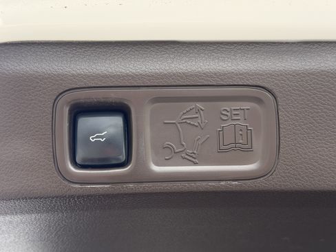 Certified 2023 Ford Expedition Max King Ranch AWD/4WD image 11