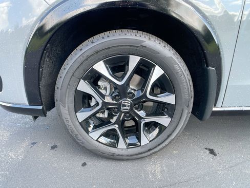 New 2026 Honda HR-V EX-L image 10