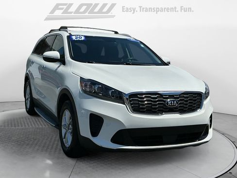 Used 2020 Kia Sorento LX w/ LX I4 Convenience Package FWD image 1