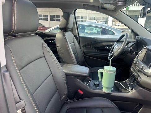 Used 2021 GMC Terrain SLT w/ Infotainment Package II image 8