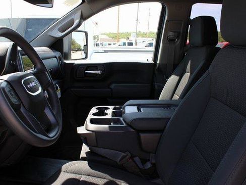 New 2025 GMC Sierra 2500 Pro w/ Convenience Package image 10