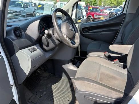 Used 2015 Nissan NV200 SV w/ Technology Package FWD image 14