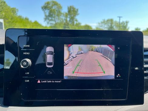 Used 2025 Volkswagen Jetta S FWD image 19