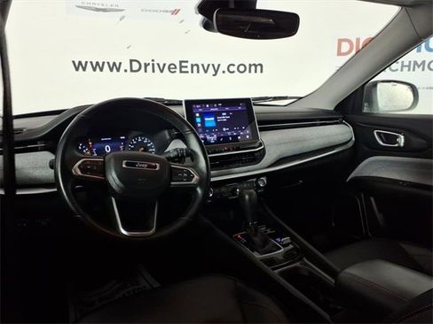 Certified 2022 Jeep Compass Latitude image 9