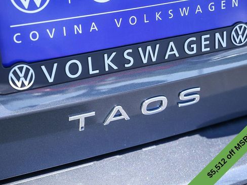 New 2025 Volkswagen Taos SE image 9