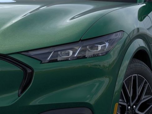 New 2026 Ford Mustang Mach-E Premium image 18