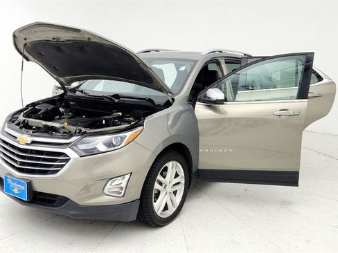 Certified 2019 Chevrolet Equinox Premier image 10