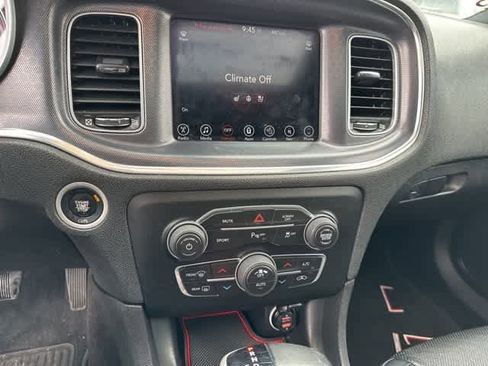 Used 2017 Dodge Charger R/T w/ Plus Group image 9
