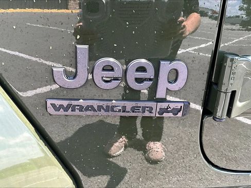 Used 2021 Jeep Wrangler Unlimited Sport AWD/4WD image 32
