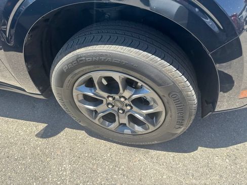 Used 2023 Ford Maverick XLT w/ Equipment Group 300A Standard AWD/4WD image 4