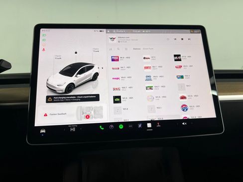 Used 2023 Tesla Model Y Long Range image 17