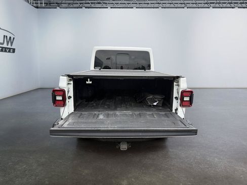 Used 2022 Jeep Gladiator Rubicon w/ LED Lighting Group AWD/4WD image 21