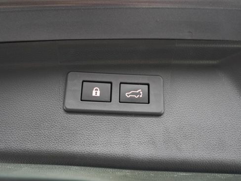 Used 2020 Subaru Outback Premium AWD/4WD image 11