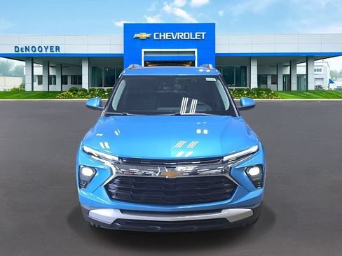 New 2026 Chevrolet TrailBlazer LT w/ LT Cold Weather Package AWD/4WD image 3