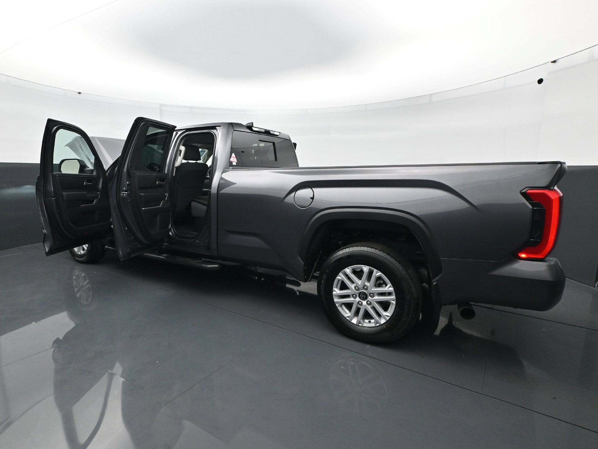 Used 2023 Toyota Tundra SR5 AWD/4WD image 29