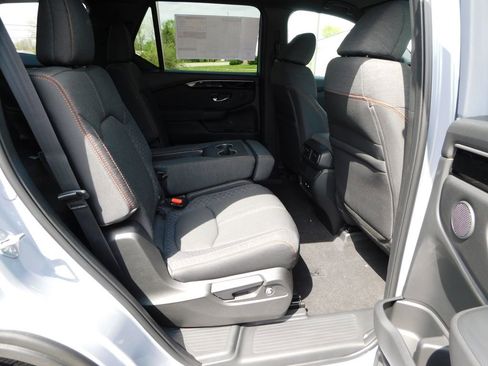 New 2026 Honda Pilot Sport image 21