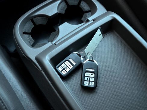 Used 2014 Honda Odyssey EX-L image 22