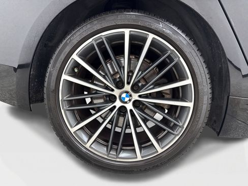 Used 2021 BMW 530i w/ Convenience Package RWD image 50