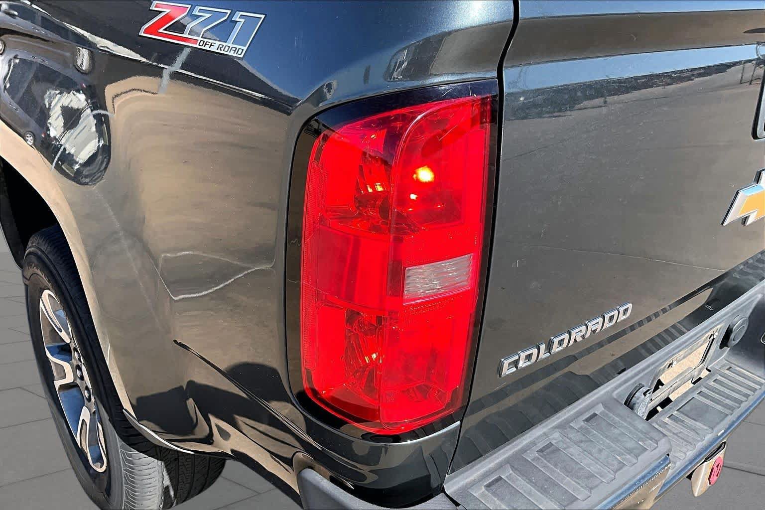 Used 2016 Chevrolet Colorado Z71 AWD/4WD image 27