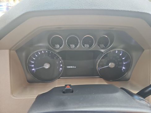 Used 2011 Ford F250 XLT w/ XLT Premium Pkg image 11