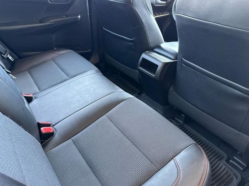 Certified 2017 Toyota Camry SE image 14