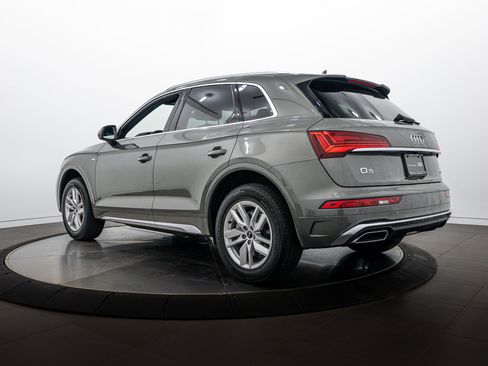 Certified 2023 Audi Q5 2.0T Premium w/ Convenience Package AWD/4WD image 5