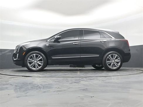 Used 2025 Cadillac XT5 Premium Luxury image 43
