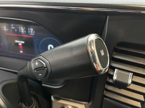 Used 2025 Ford F350 XLT w/ Black Appearance Package image 31