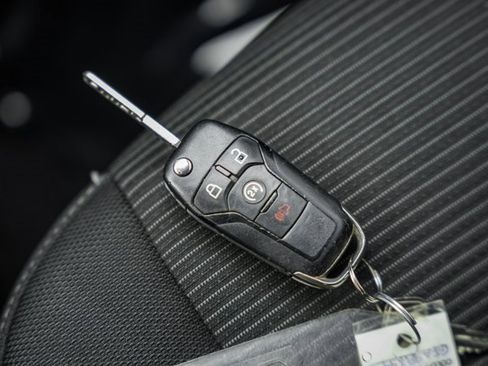 Used 2016 Ford F150 XLT w/ Equipment Group 302A Luxury image 47