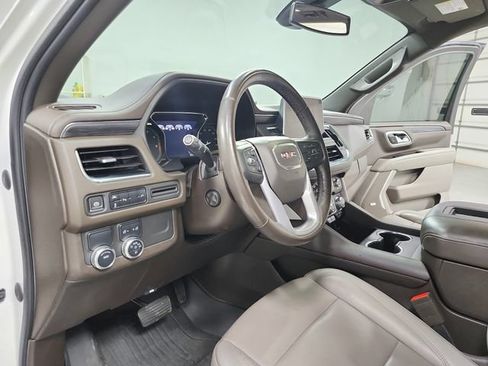 Used 2021 GMC Yukon XL SLT w/ SLT Premium Package RWD image 19