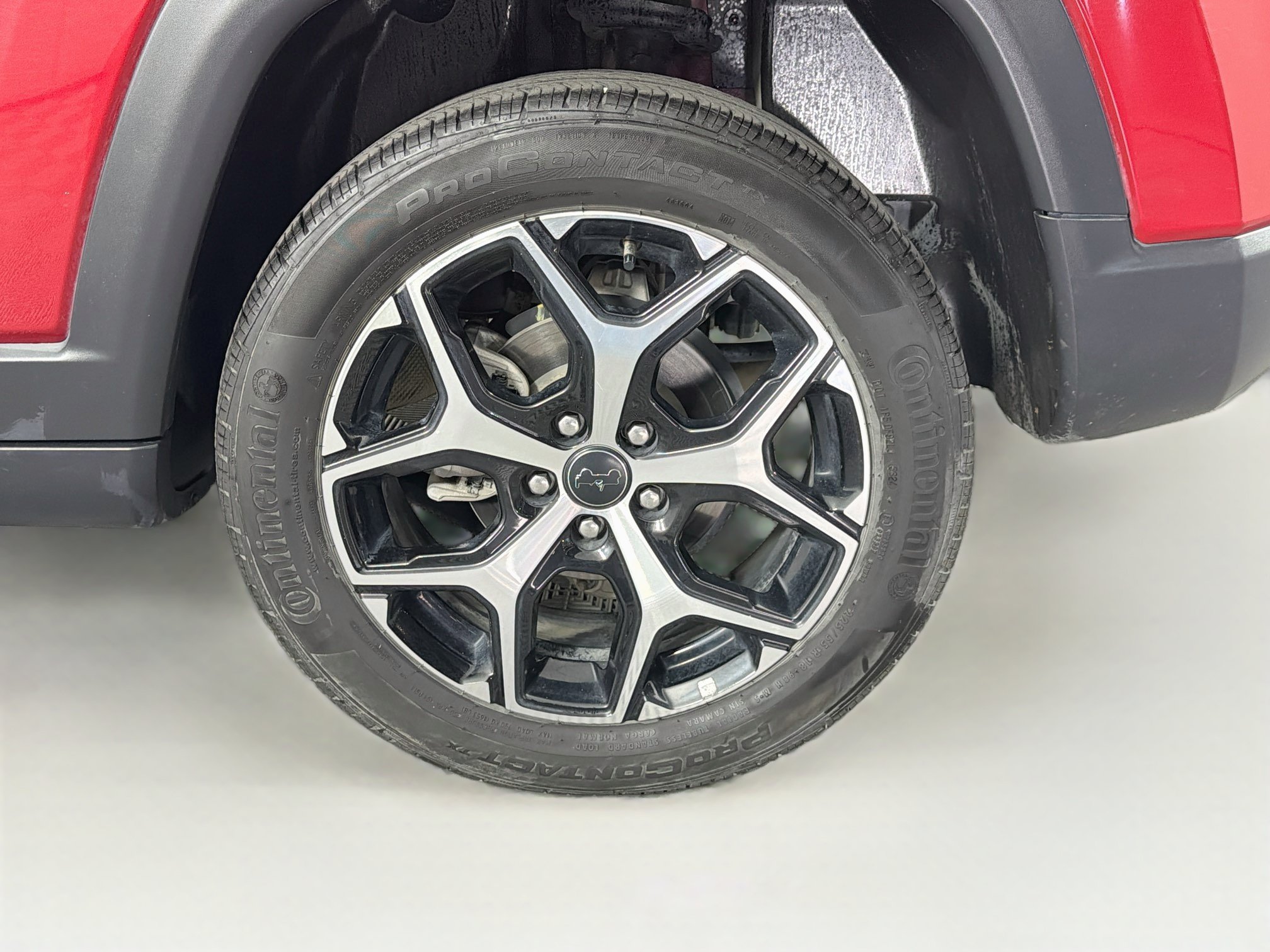 Used 2025 Jeep Compass Limited AWD/4WD image 11