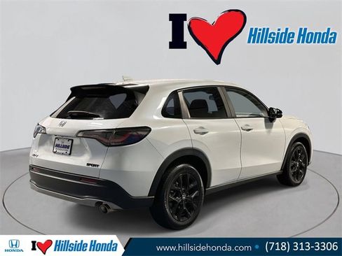 Certified 2023 Honda HR-V Sport image 6