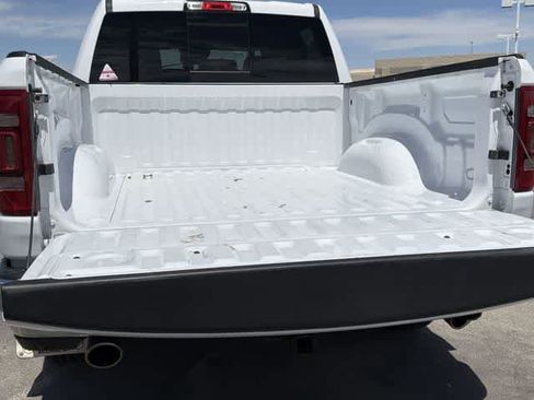 Used 2022 RAM 1500 Laramie AWD/4WD image 25
