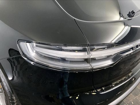 Used 2023 Porsche Macan Turbo image 25