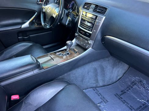 Used 2012 Lexus IS 250 w/ Premium Pkg Value Edition RWD image 16