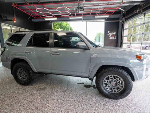 Used 2021 Toyota 4Runner Trail Special Edition RWD image 5