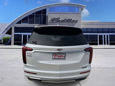 Used 2024 Cadillac XT6 Luxury FWD image 5