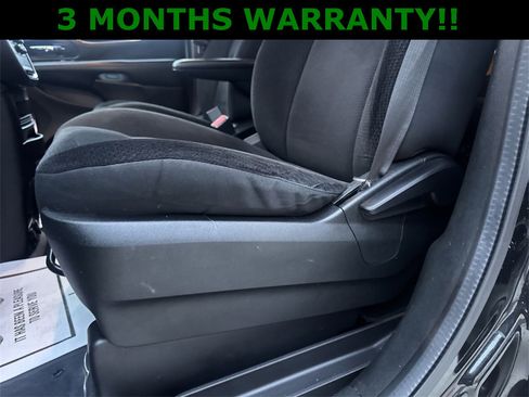 Used 2018 Dodge Grand Caravan SE image 11