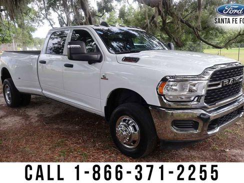 Used 2024 RAM 3500 Tradesman w/ Towing Technology Group AWD/4WD image 5