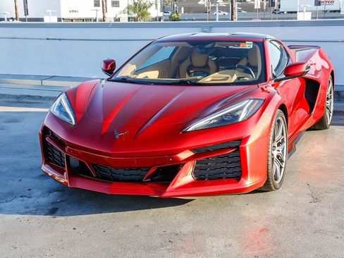 Used 2023 Chevrolet Corvette Z06 RWD image 4